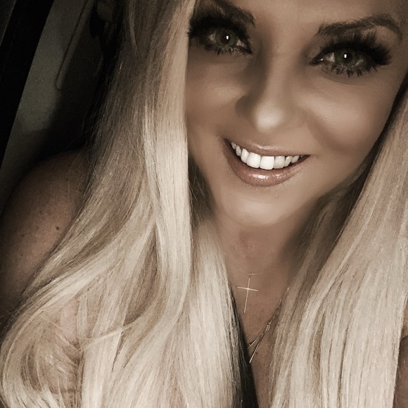 Meet your Posher, Danielle - Picture 14 of 16